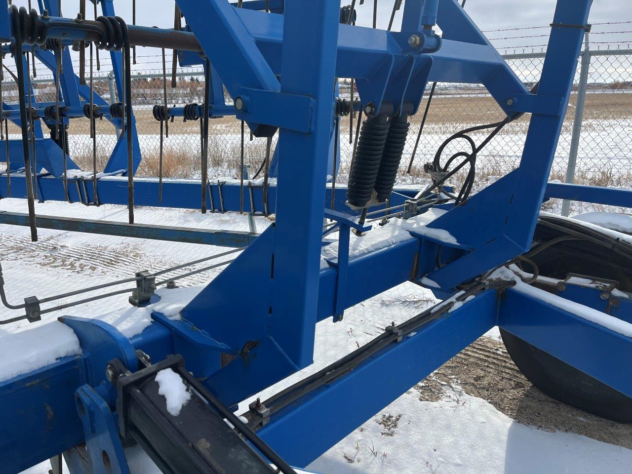 2013 Brandt Contour Commander 8200 - 82' Harrow Heavy