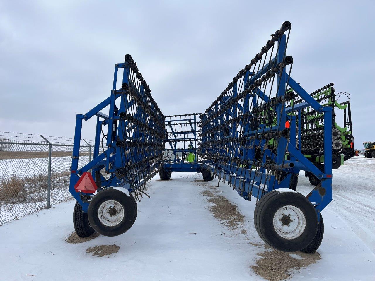 2013 Brandt Contour Commander 8200 - 82' Harrow Heavy