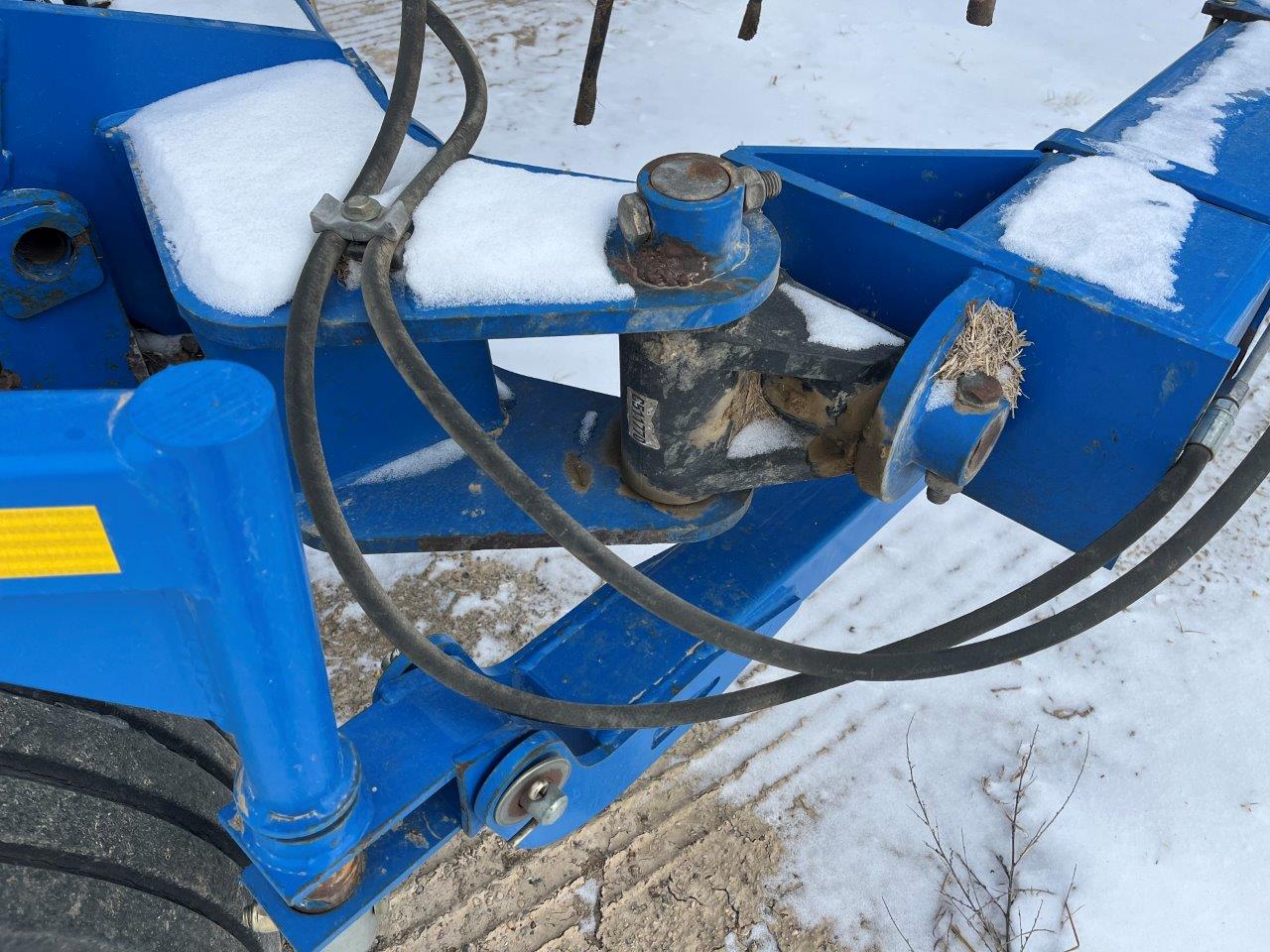 2013 Brandt Contour Commander 8200 - 82' Harrow Heavy