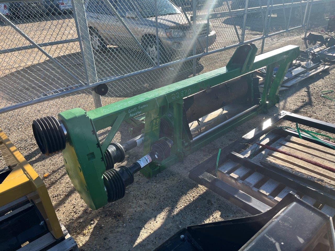 John Deere 600D Combine Header Adapter Header Attachment