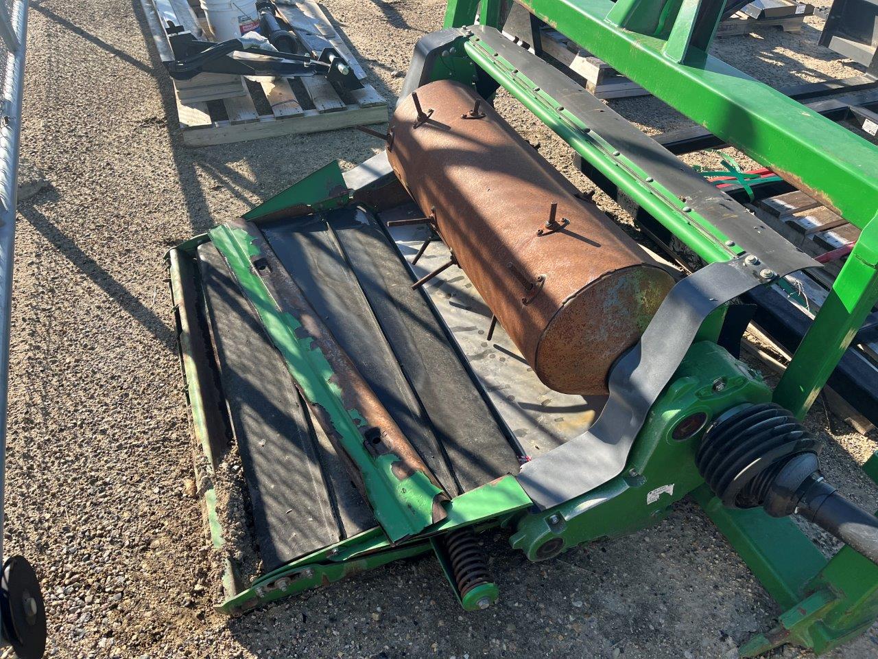 John Deere 600D Combine Header Adapter Header Attachment