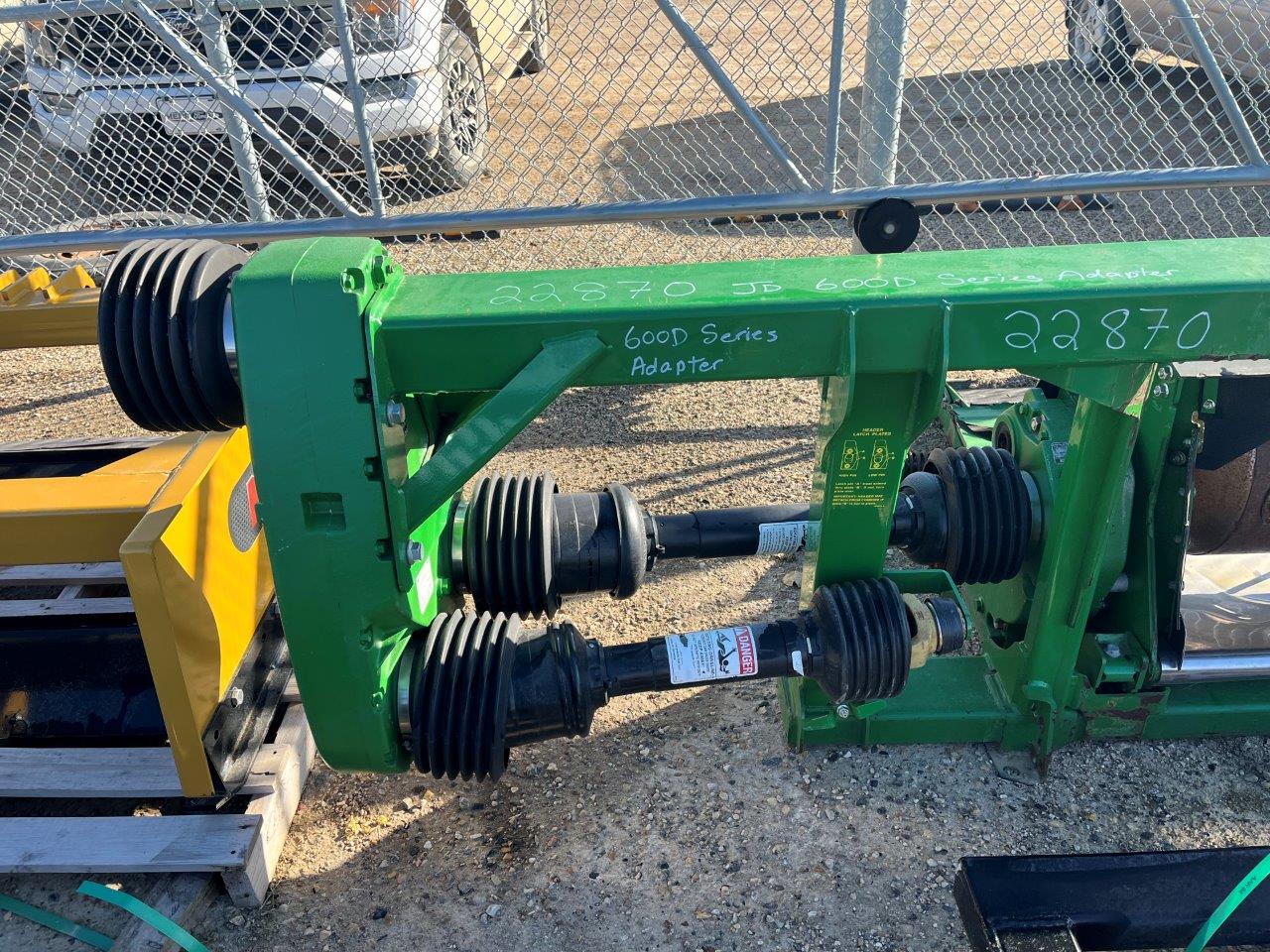 John Deere 600D Combine Header Adapter Header Attachment