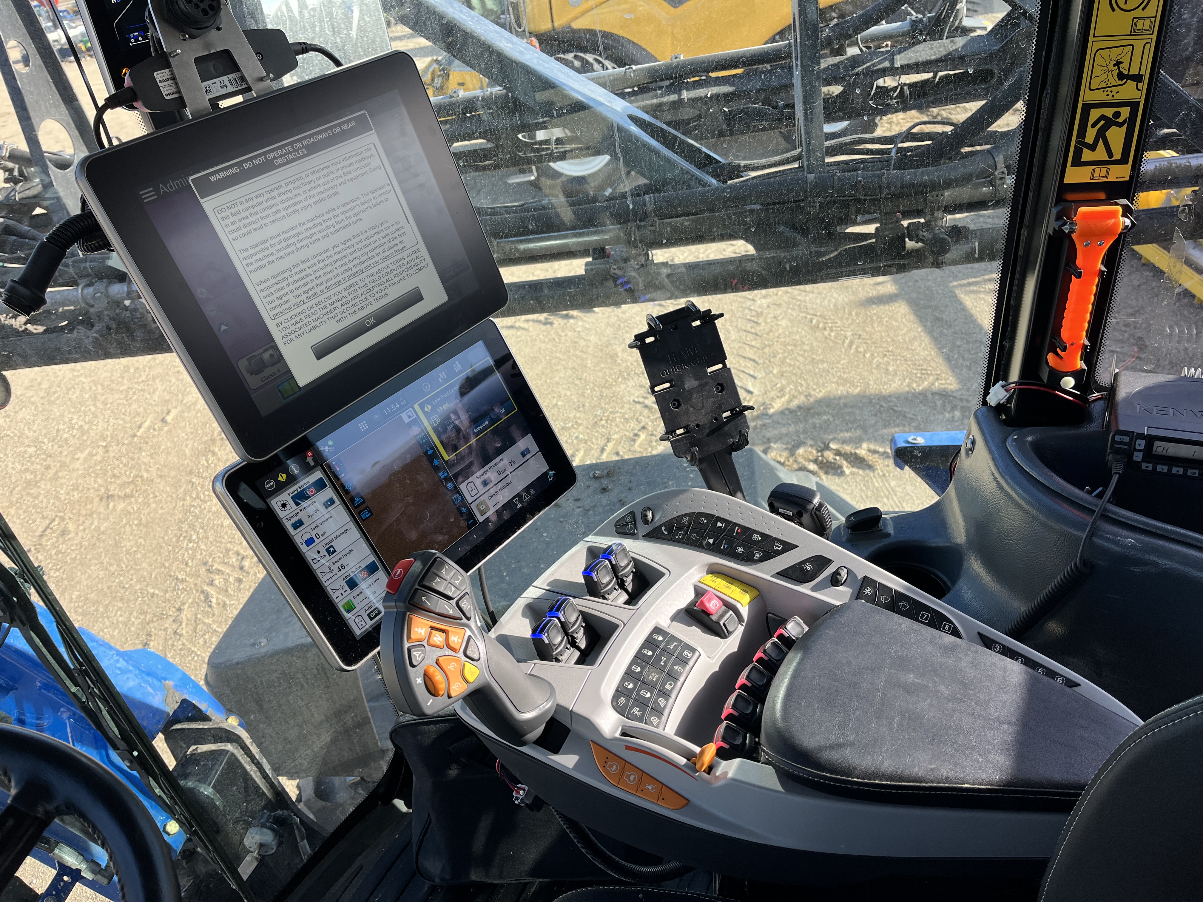 2024 New Holland SP.370F Sprayer/High Clearance