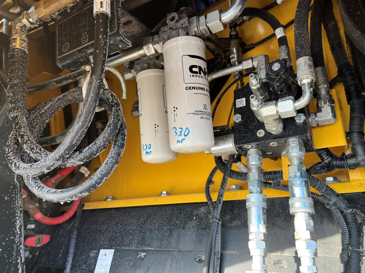 2025 New Holland CR8.90 Combine