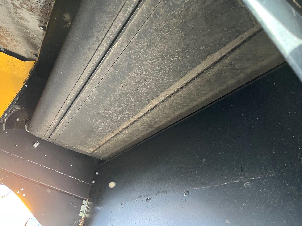 2025 New Holland CR8.90 Combine