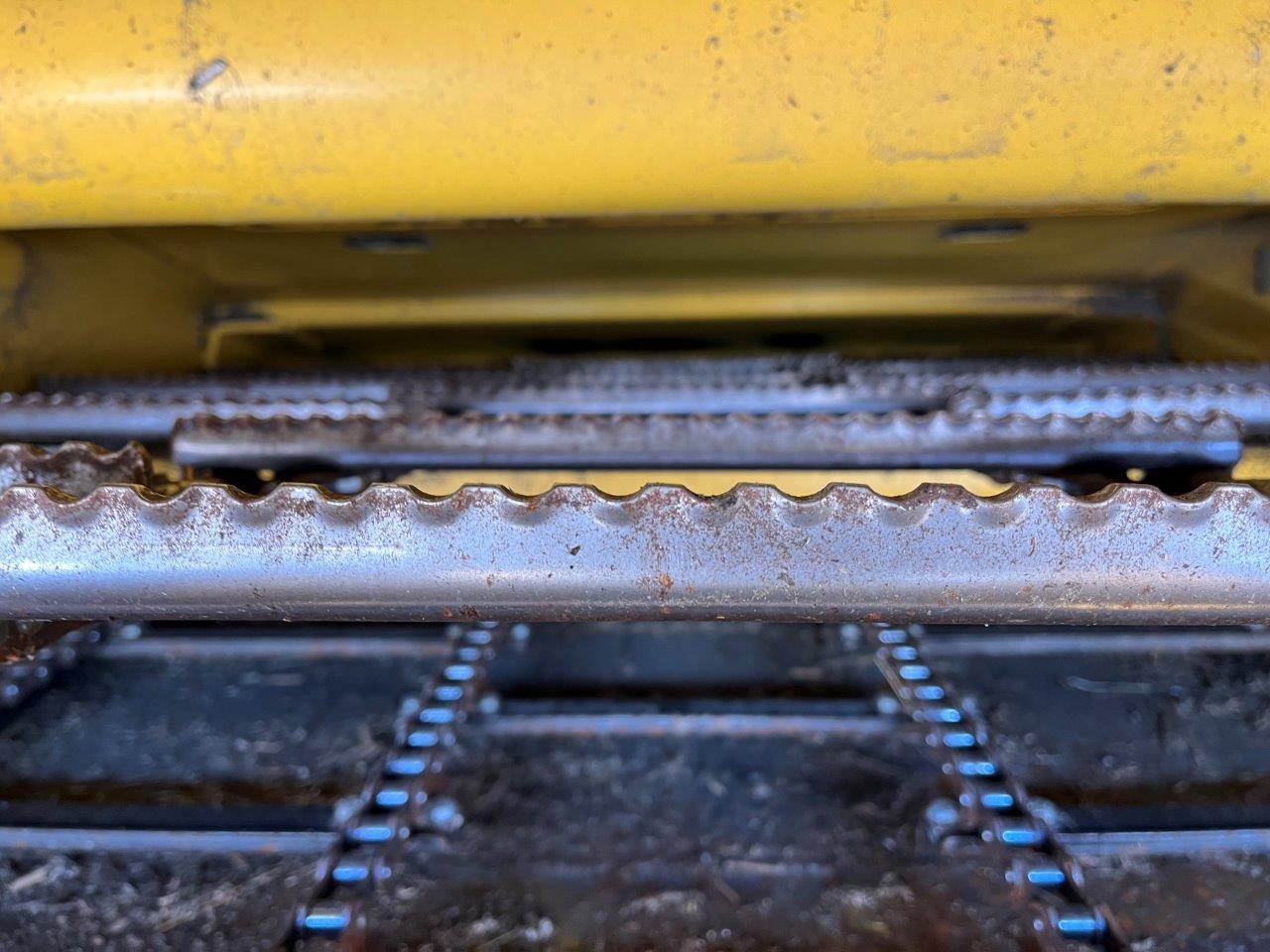 2025 New Holland CR8.90 Combine