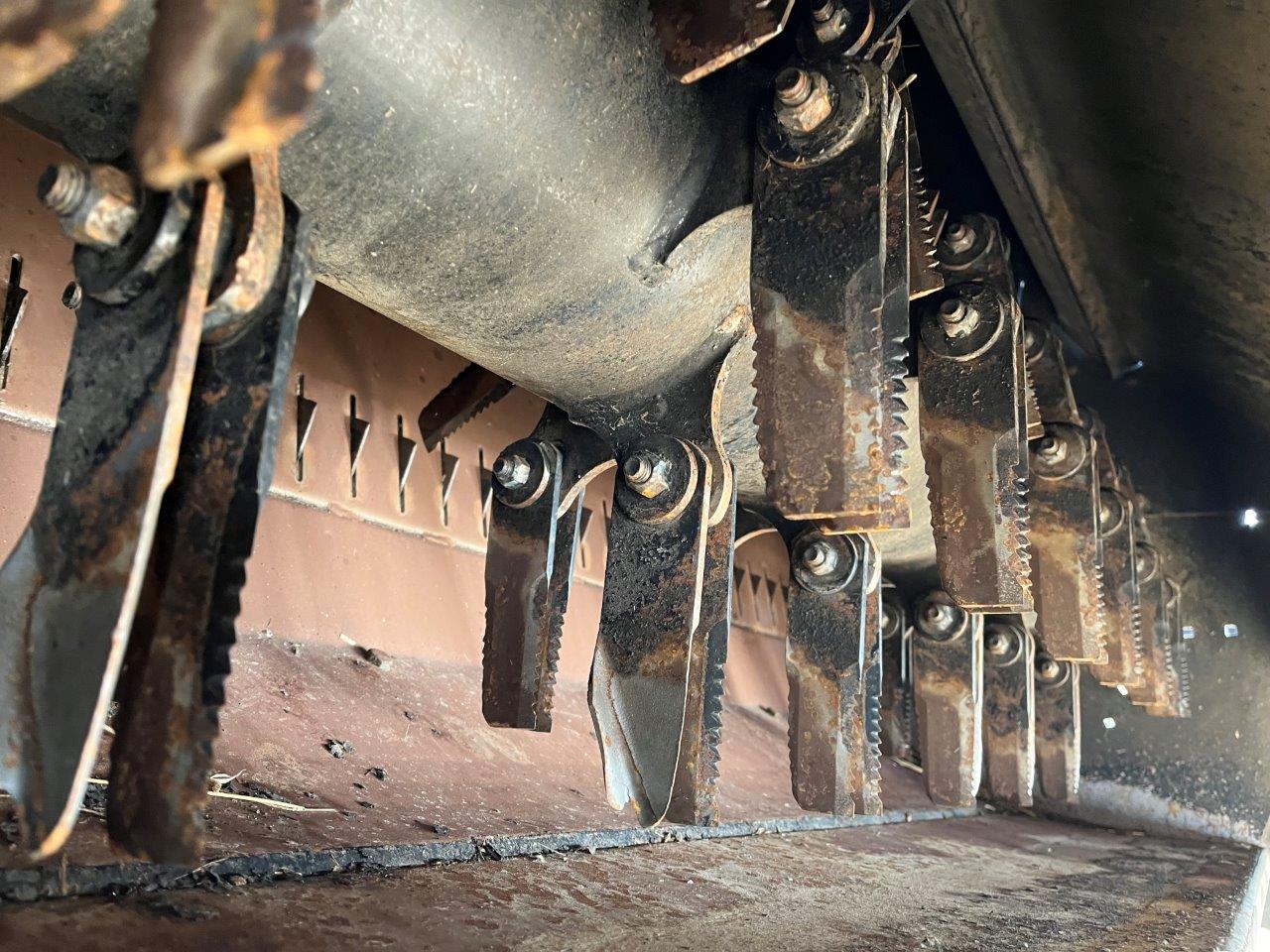 2025 New Holland CR8.90 Combine