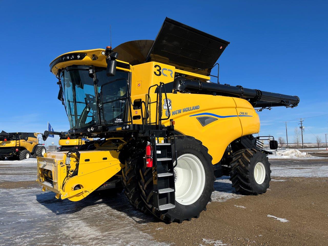 2025 New Holland CR8.90 Combine