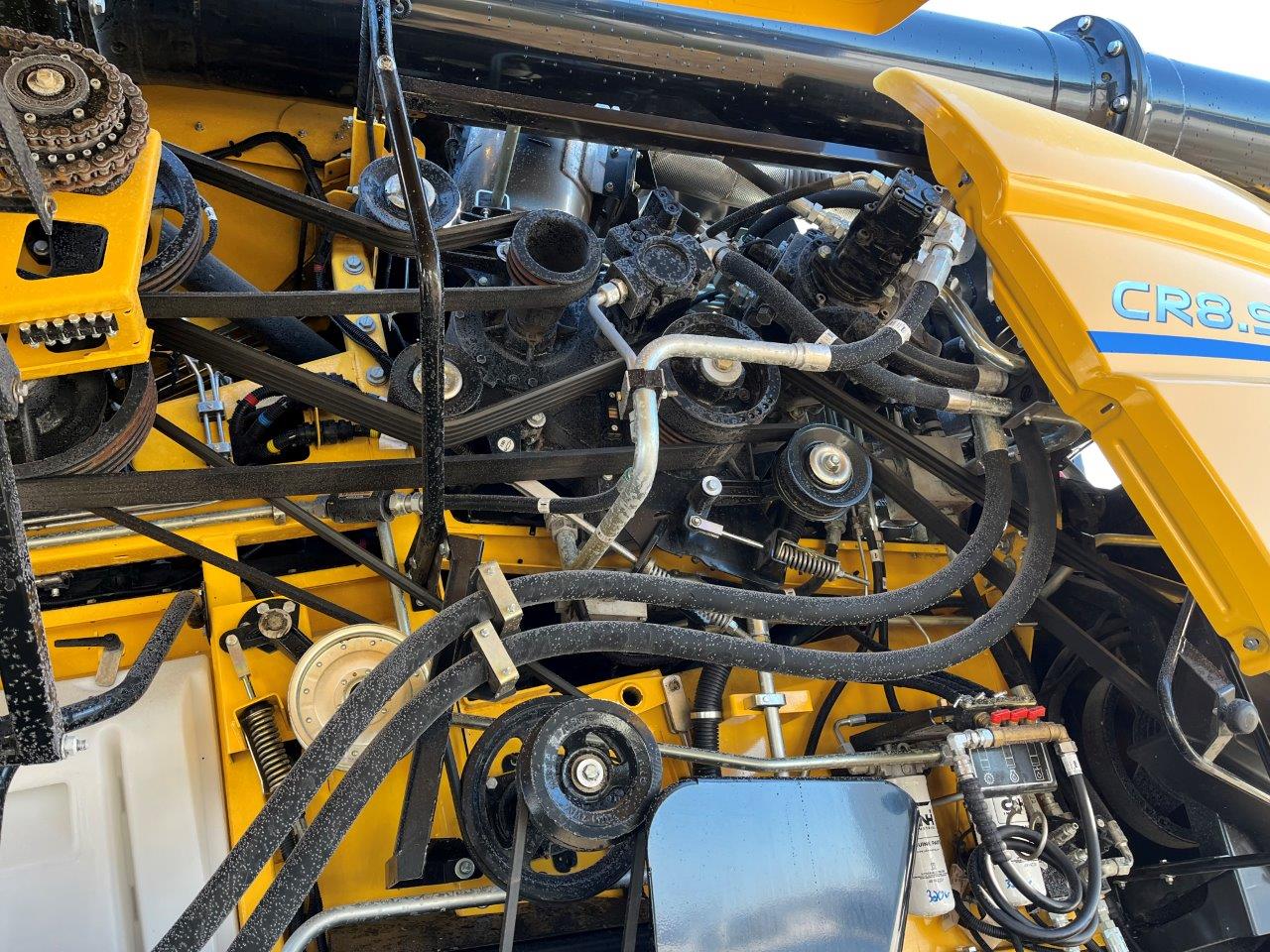 2025 New Holland CR8.90 Combine