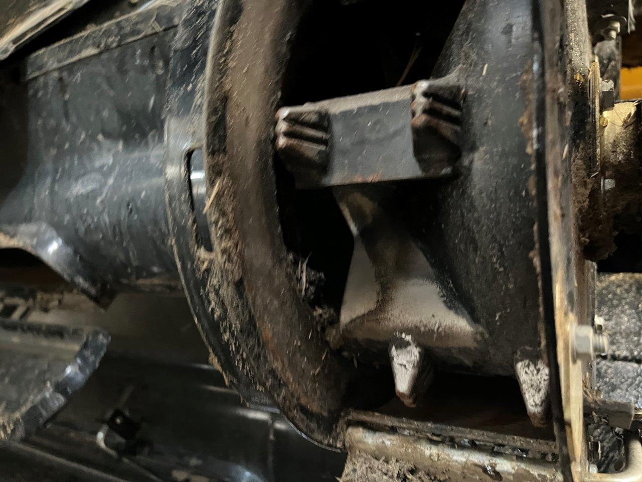 2025 New Holland CR8.90 Combine