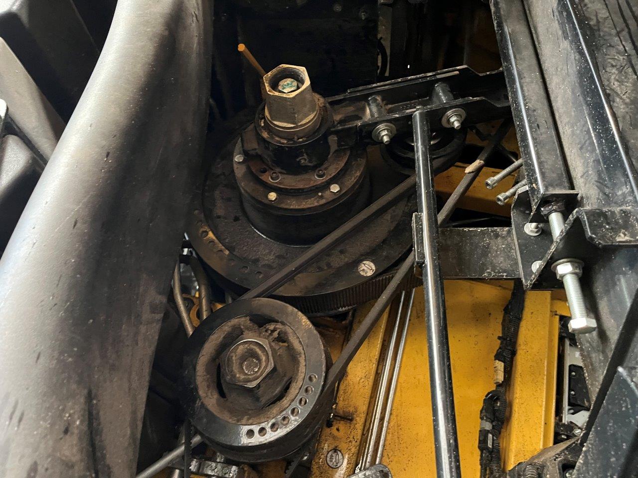 2025 New Holland CR8.90 Combine