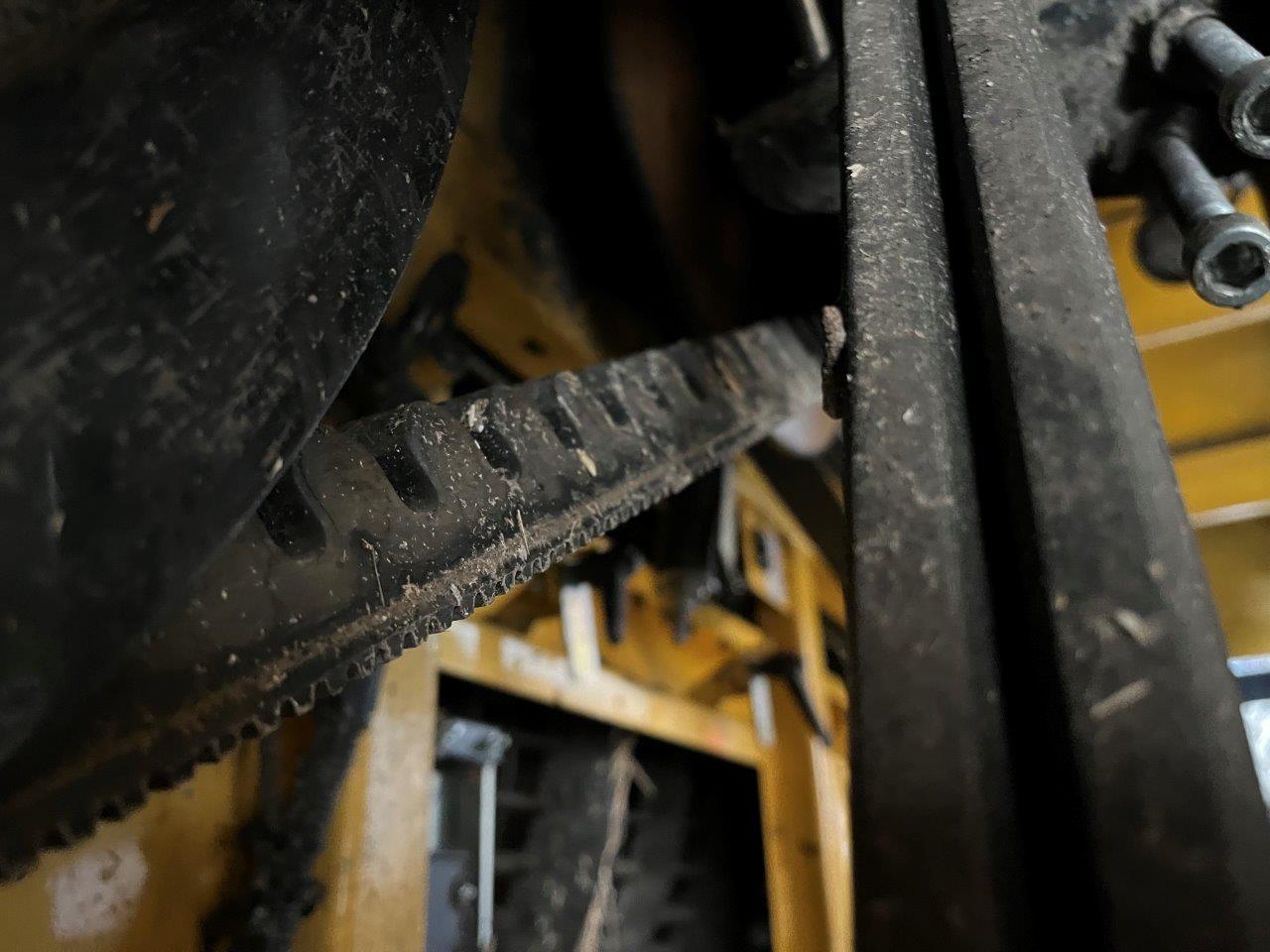 2025 New Holland CR8.90 Combine