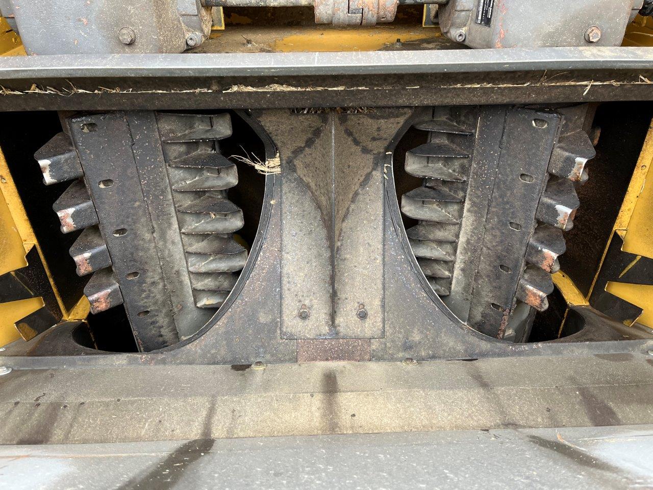 2012 CLAAS Lexion 740 Combine