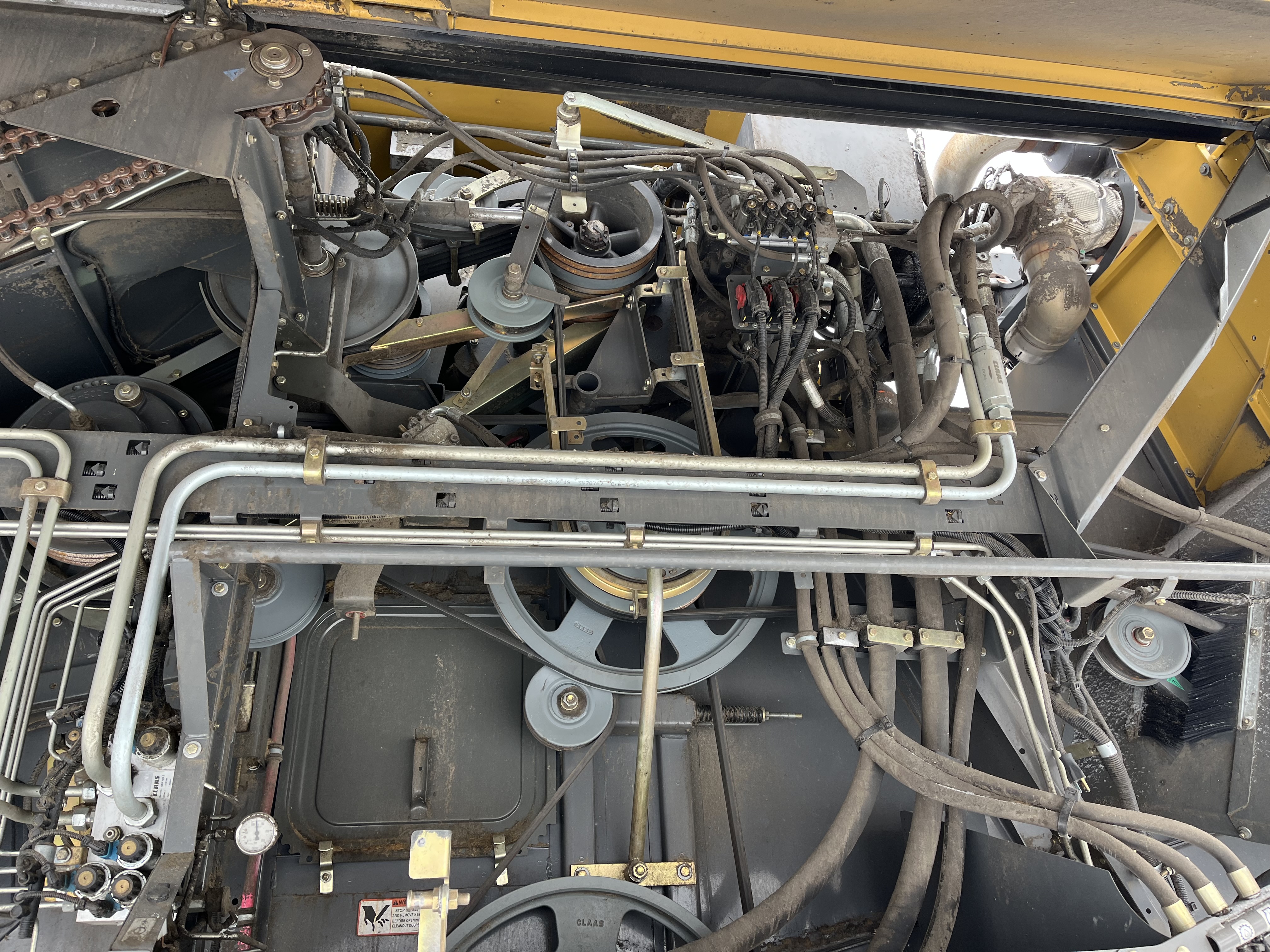 2012 CLAAS Lexion 740 Combine