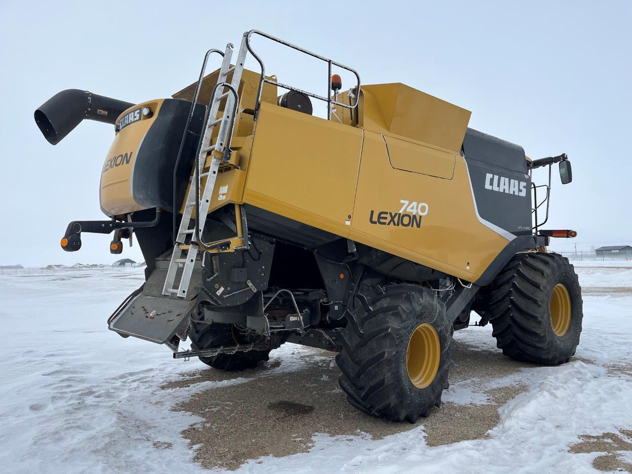 2012 CLAAS Lexion 740 Combine