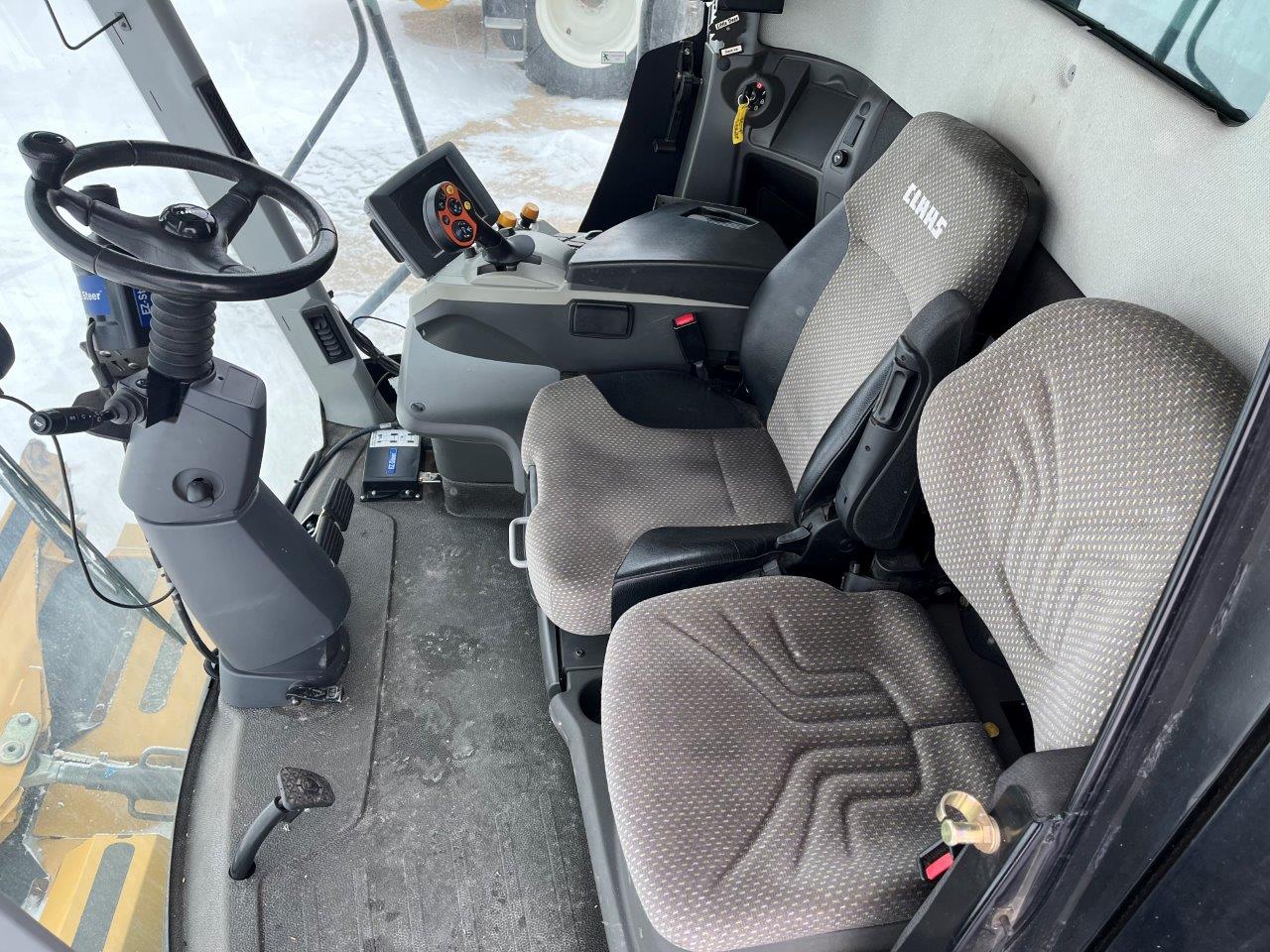 2012 CLAAS Lexion 740 Combine