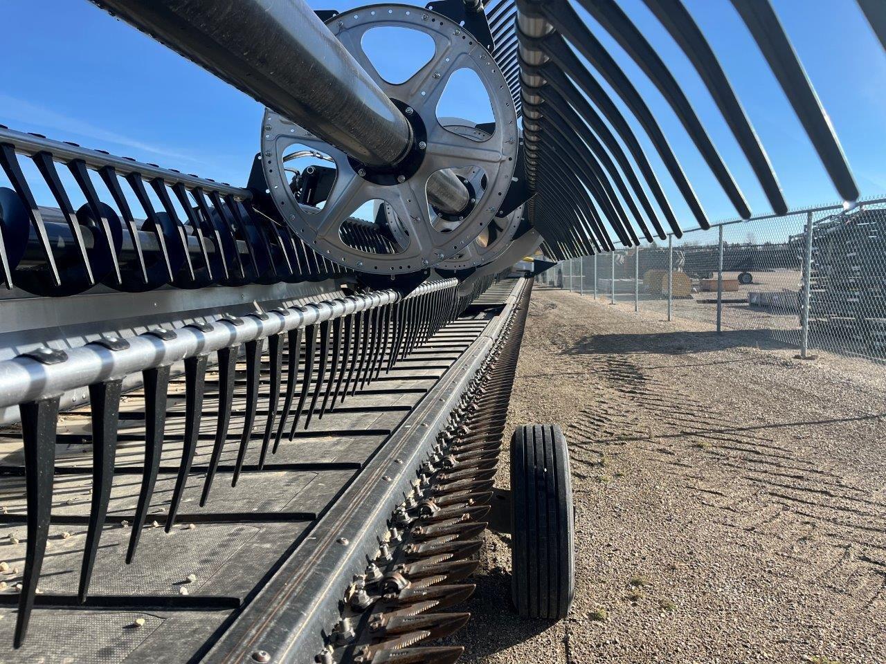 2025 MacDon FD245 CNH-21 Header Draper Flex