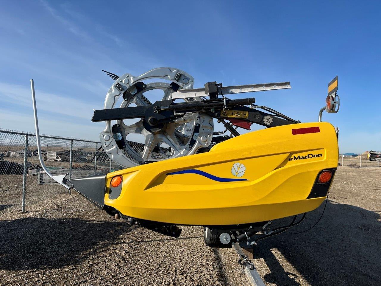 2025 MacDon FD245 CNH-21 Header Draper Flex