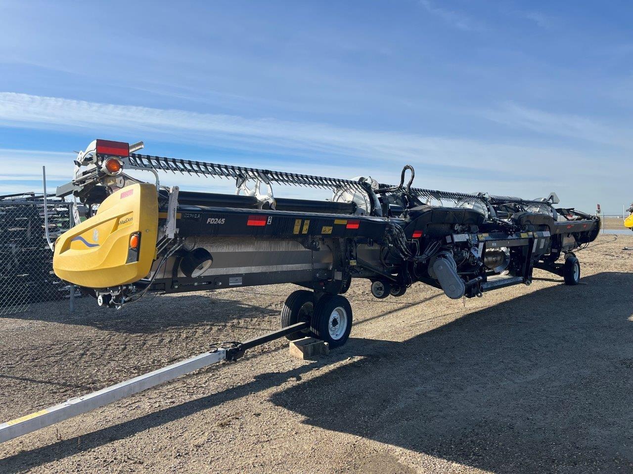 2025 MacDon FD245 CNH-21 Header Draper Flex