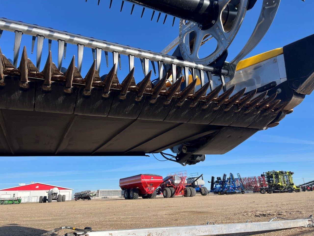 2025 MacDon FD245 CNH-21 Header Draper Flex