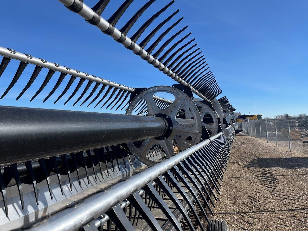 2025 MacDon FD245 CNH-21 Header Draper Flex