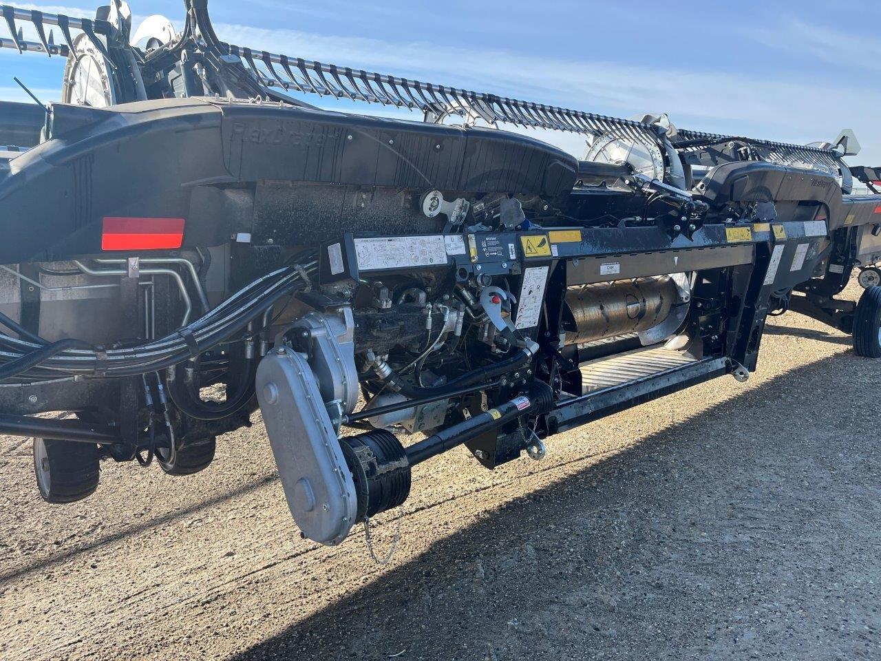 2025 MacDon FD245 CNH-21 Header Draper Flex