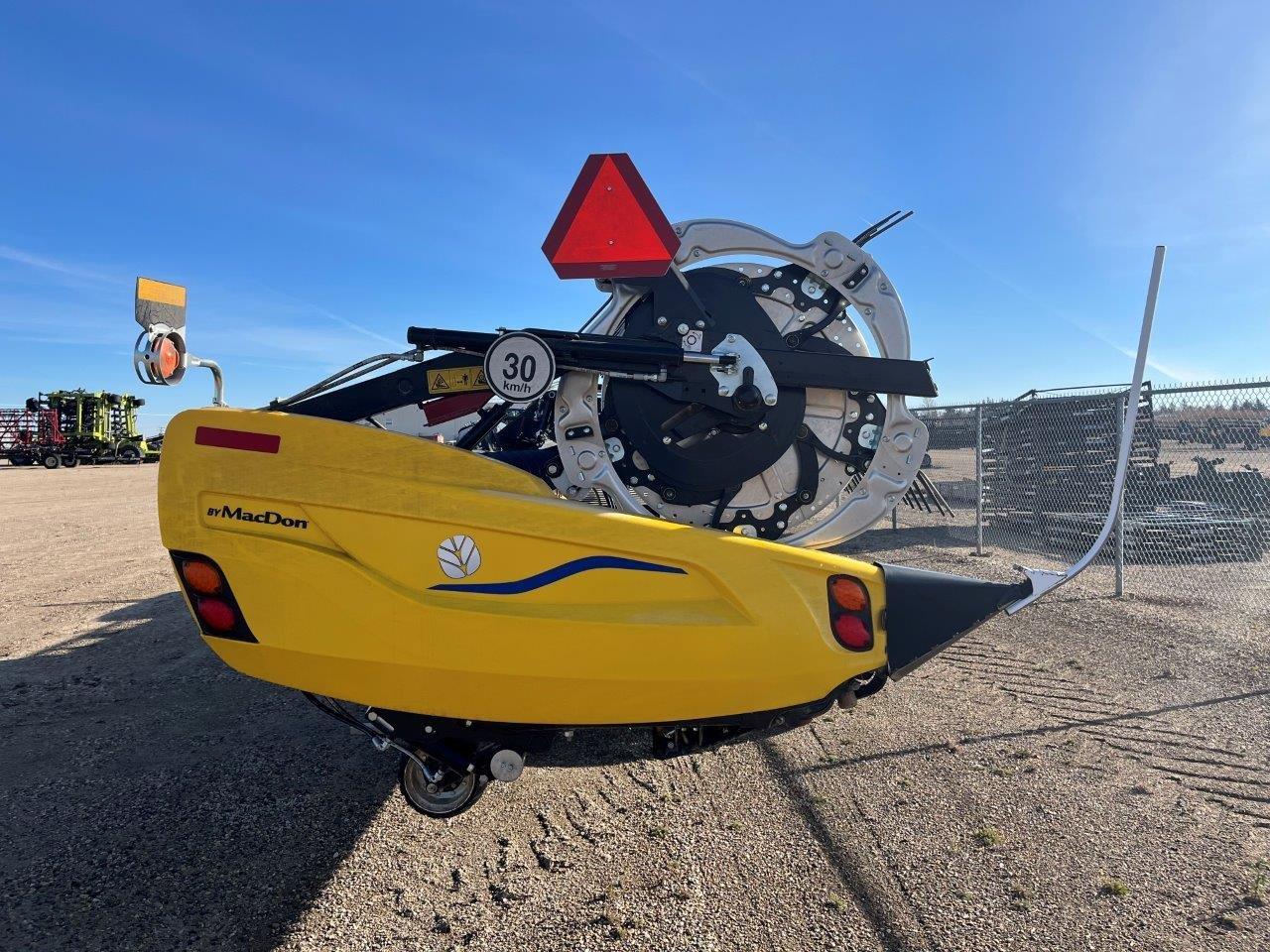 2025 MacDon FD245 CNH-21 Header Draper Flex