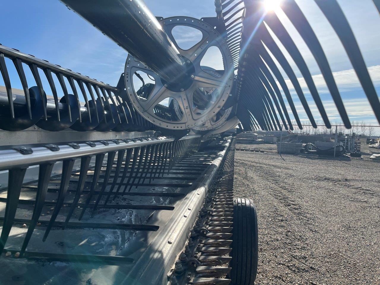 2025 MacDon FD245 CNH-21 Header Draper Flex