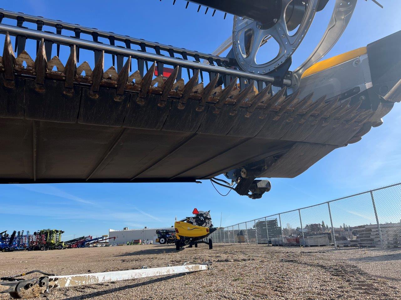 2025 MacDon FD245 CNH-21 Header Draper Flex