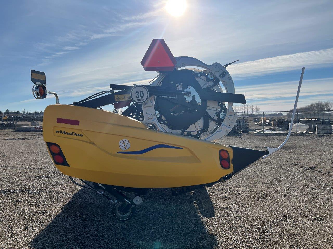 2025 MacDon FD245 CNH-21 Header Draper Flex