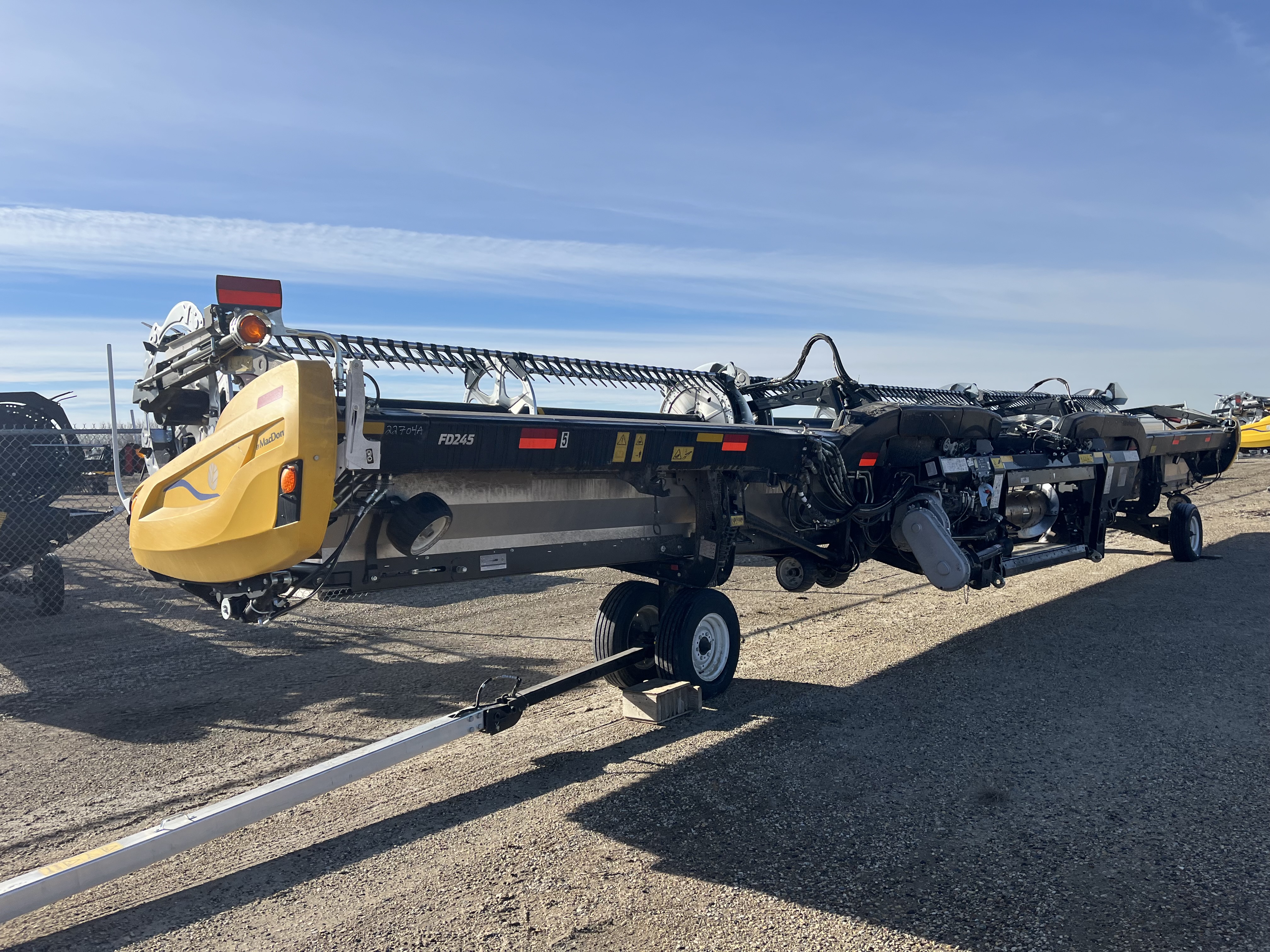 2025 MacDon FD245 CNH-21 Header Draper Flex