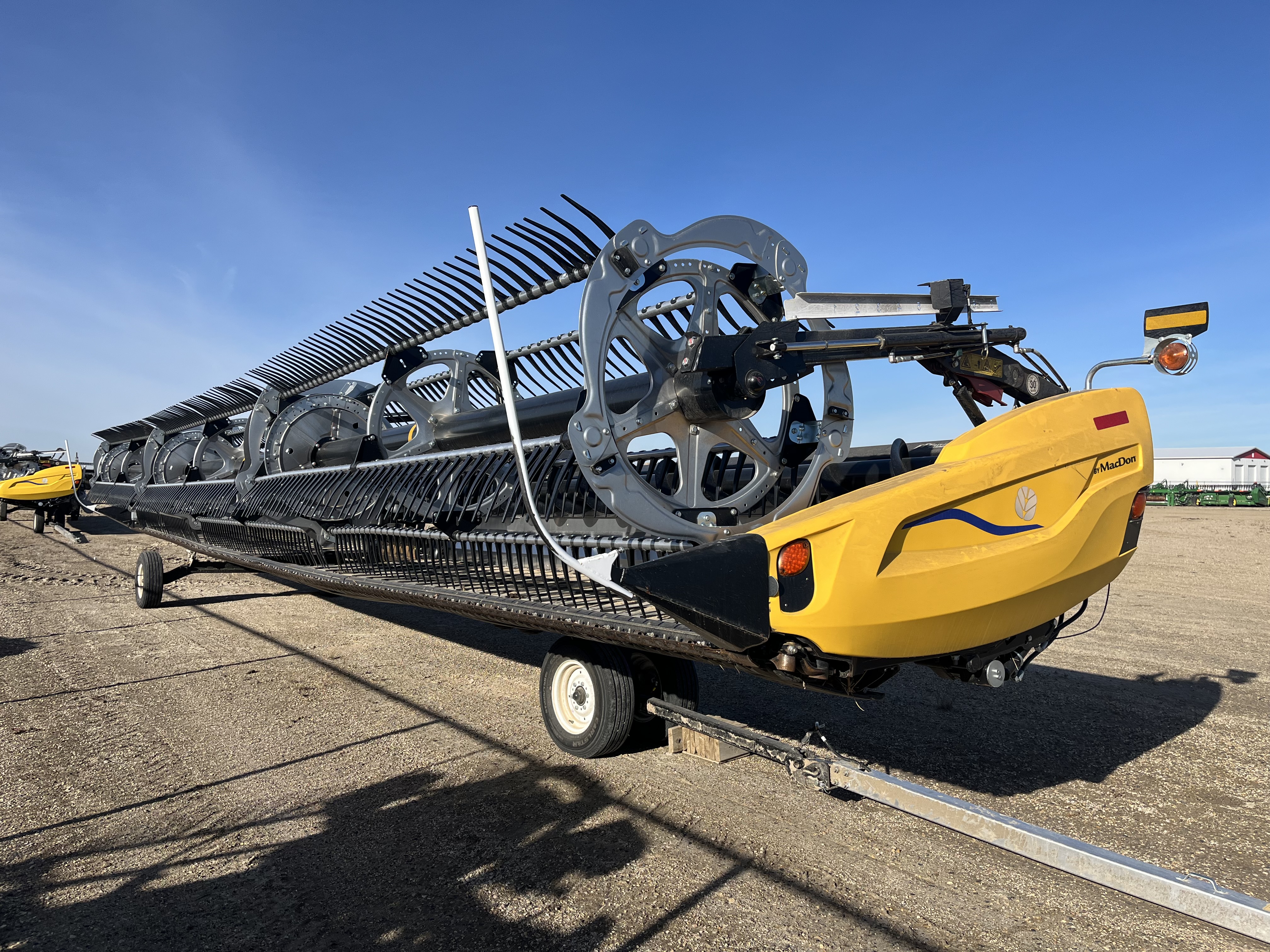 2025 MacDon FD245 CNH-21 Header Draper Flex