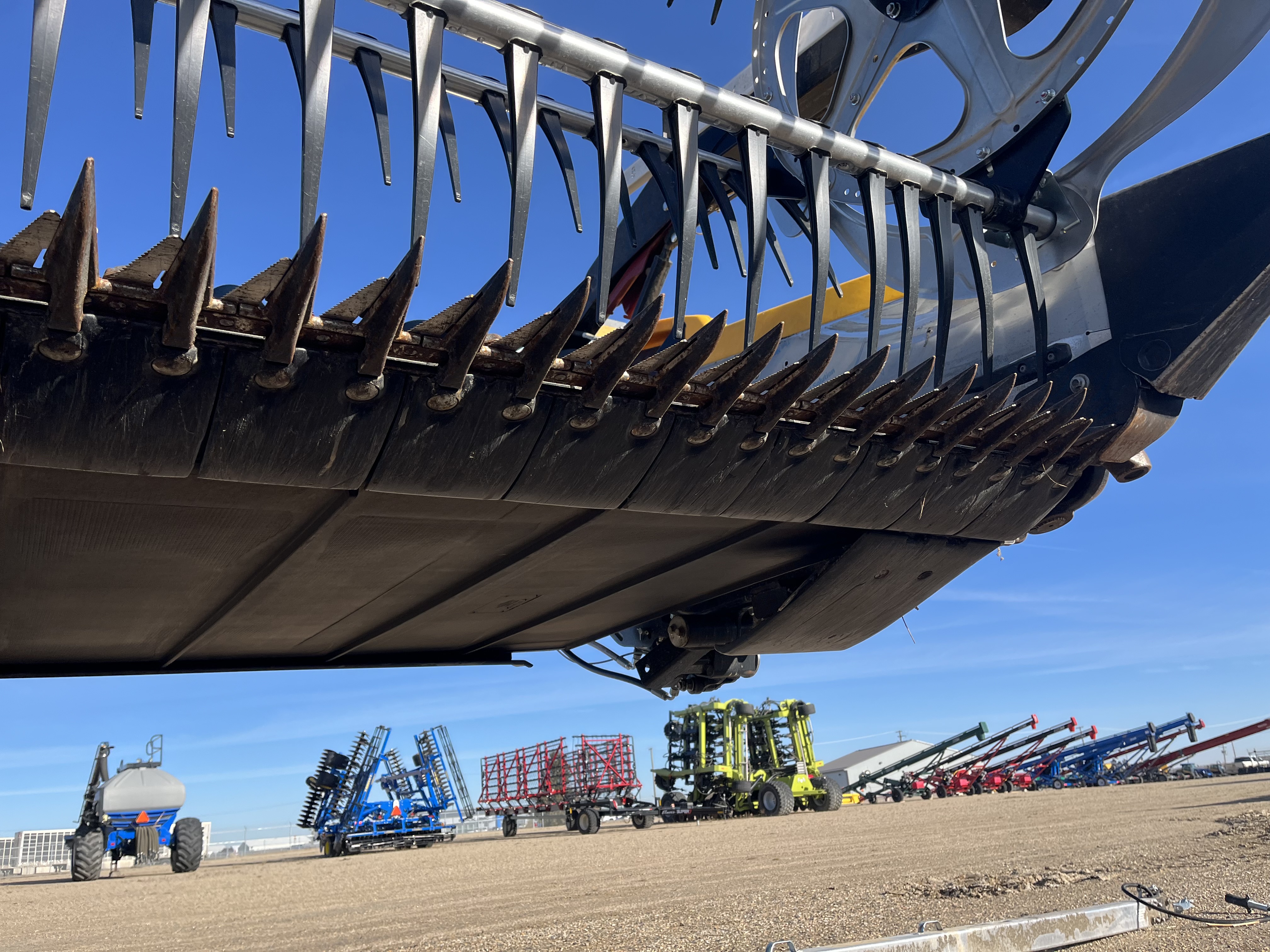 2025 MacDon FD245 CNH-21 Header Draper Flex