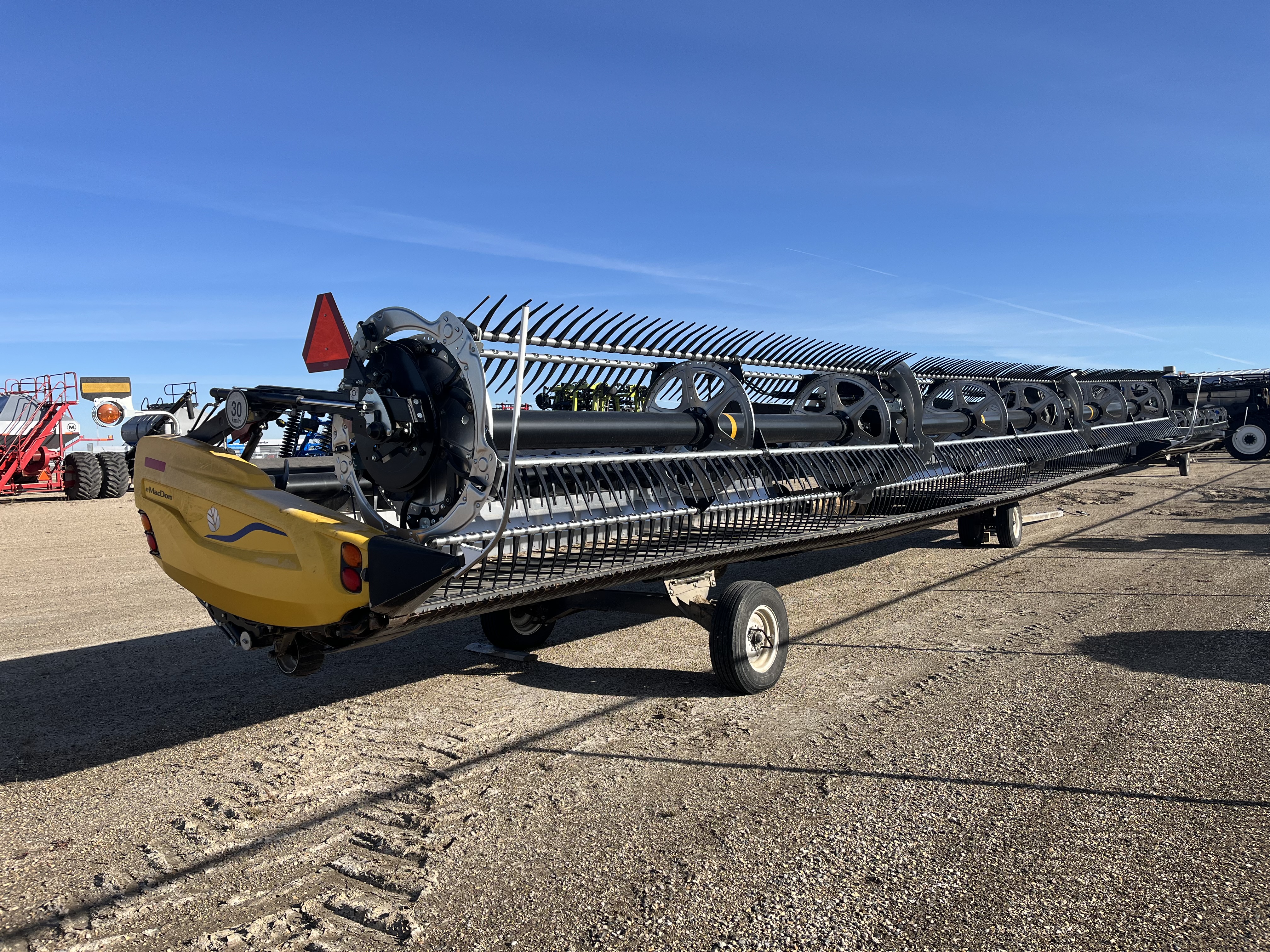 2025 MacDon FD245 CNH-21 Header Draper Flex