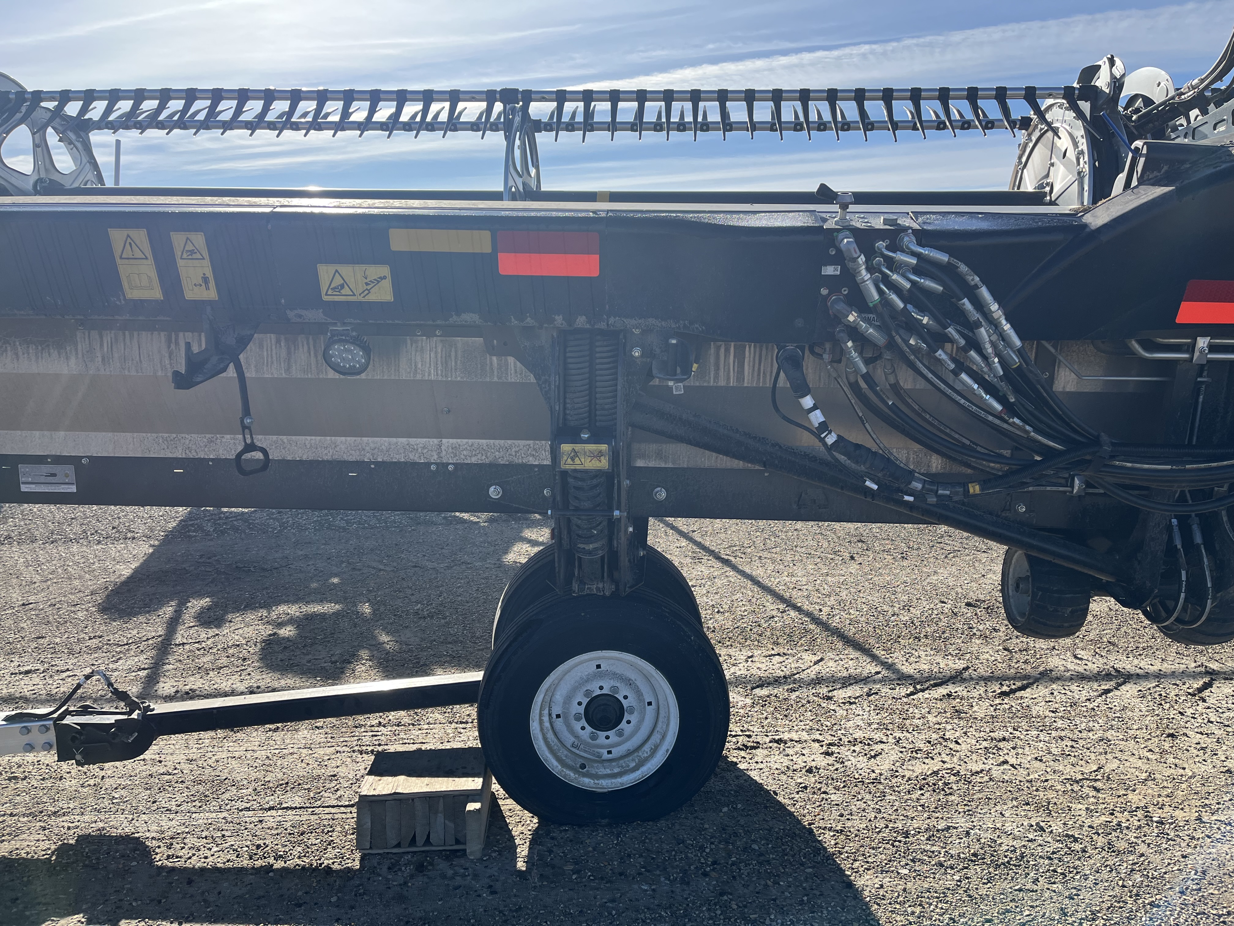 2025 MacDon FD245 CNH-21 Header Draper Flex