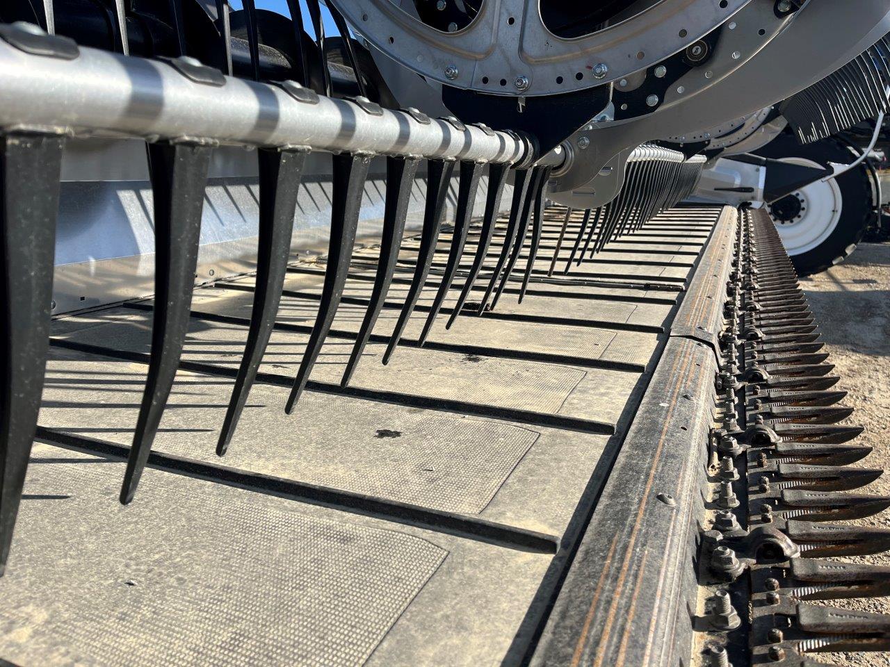 2024 MacDon FD245 CNH-21 Header Draper Flex