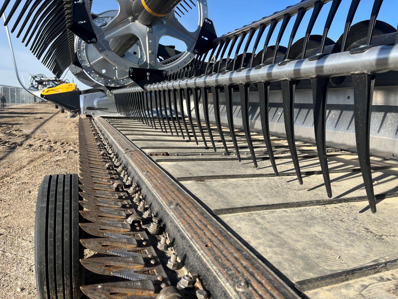 2024 MacDon FD245 CNH-21 Header Draper Flex