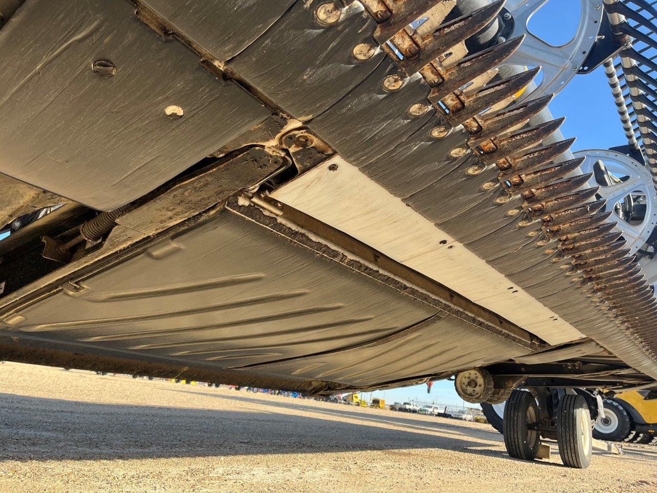 2024 MacDon FD245 CNH-21 Header Draper Flex