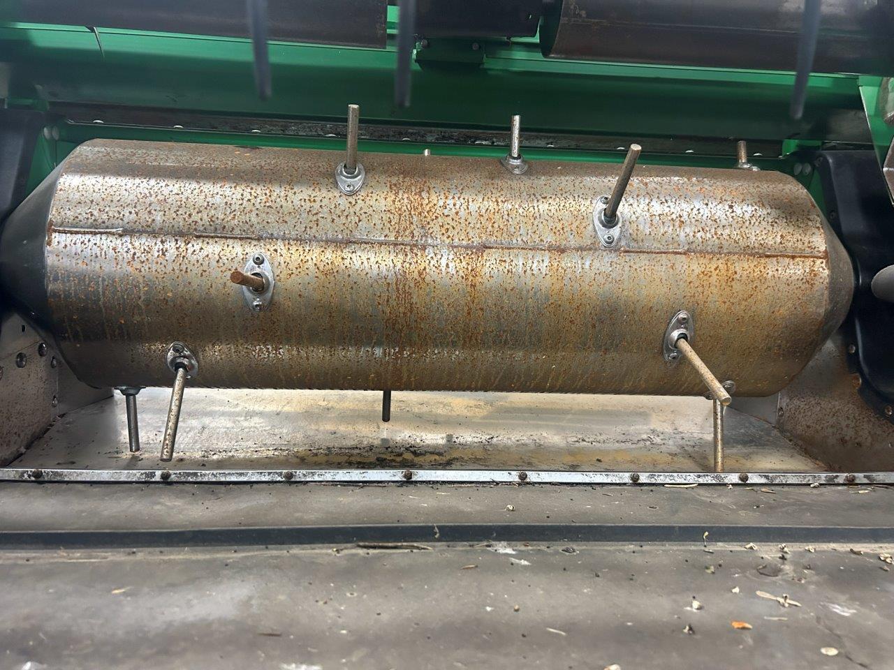 2014 John Deere 640D Header Draper