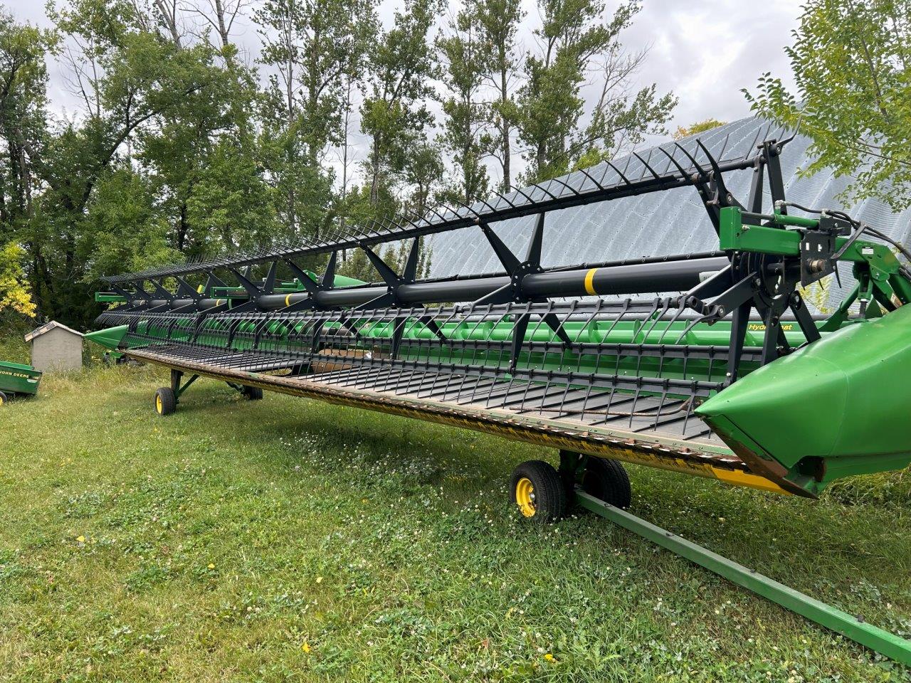 2014 John Deere 640D Header Draper