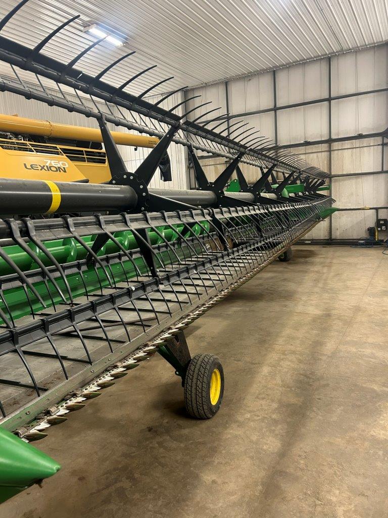 2014 John Deere 640D Header Draper