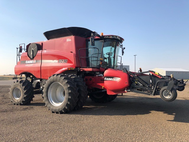 2014 Case 8230 Combine