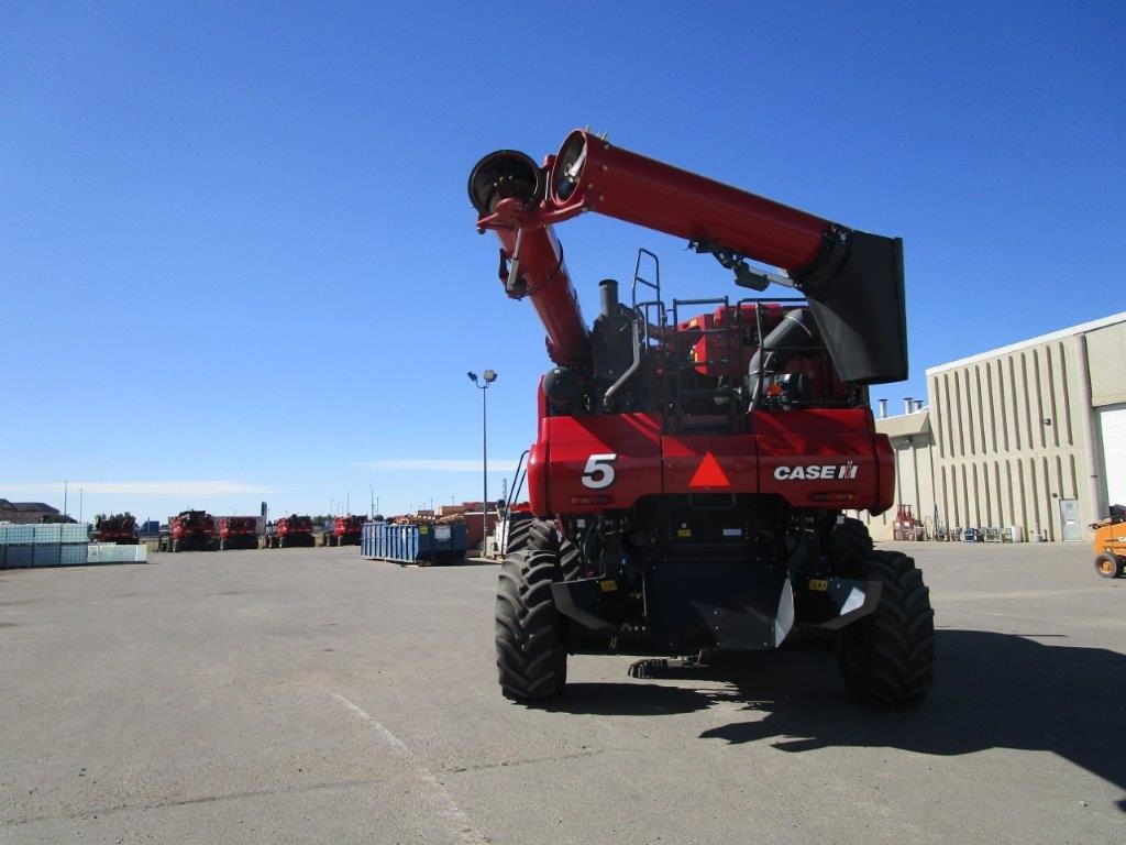 2022 Case 8250 Combine