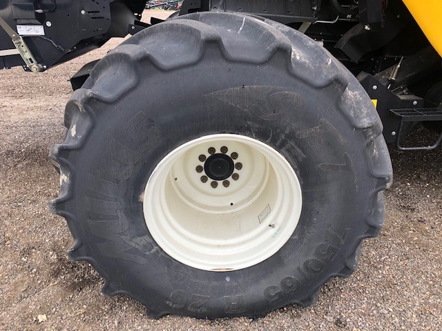 2023 New Holland CR9.90 Combine