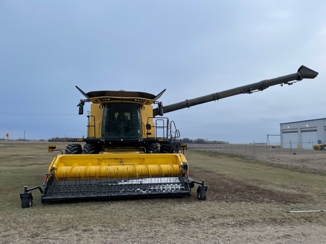 2023 New Holland CR9.90 Combine