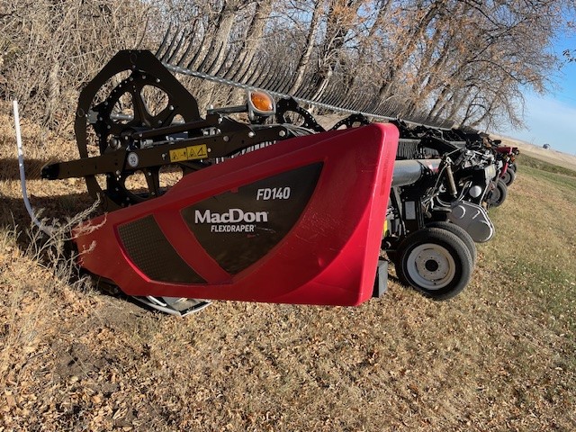 2022 MacDon FD140 Header Combine