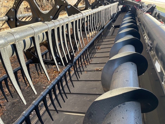 2022 MacDon FD140 Header Combine