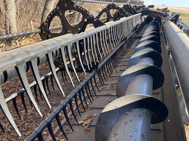 2022 MacDon FD140 Header Combine