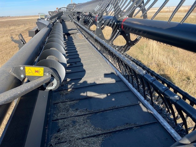 2018 MacDon FD75-45 Header Combine