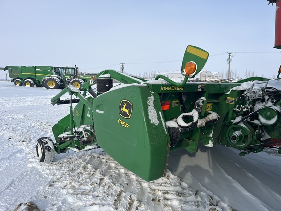 2017 John Deere 615P Header Combine